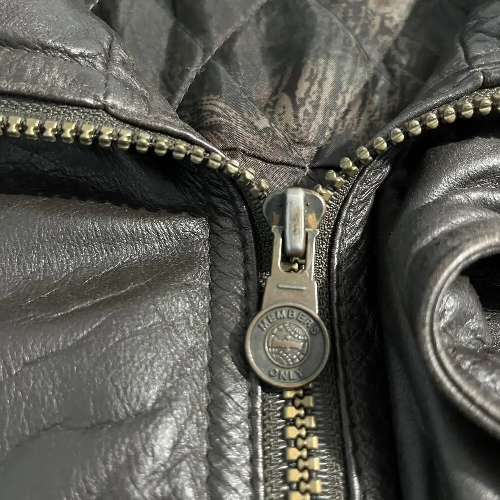 Members Only Jacket Mens‎ XL Brown Leather Bomber Quilted Lined Zip Snap Collar
